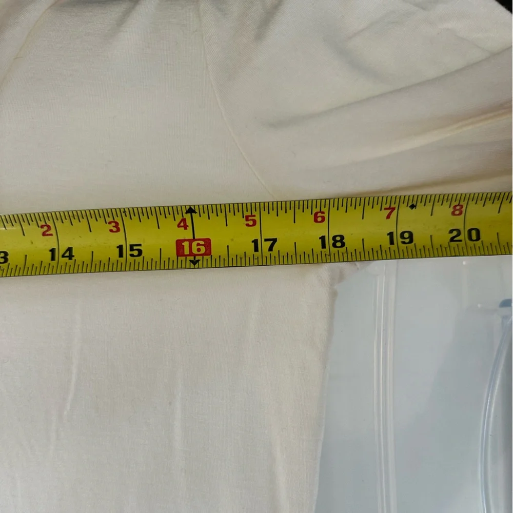Banana Republic NWOT Long Sleeve Gummy Cowl Neck Cocoon Top Medium Cream Ivory